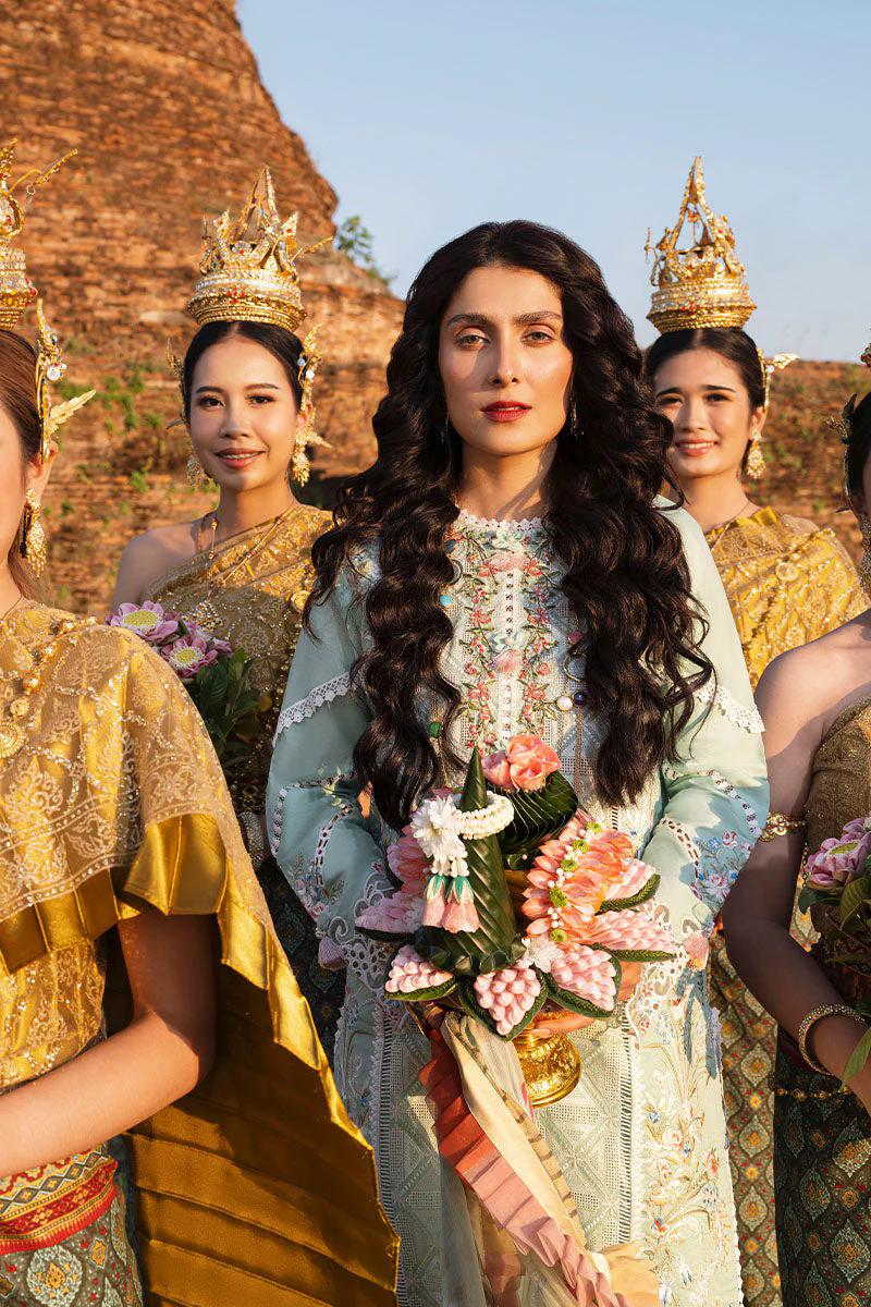 Embroidered Lawn 3pc with Embroidered Chiffon dupatta-GA1722