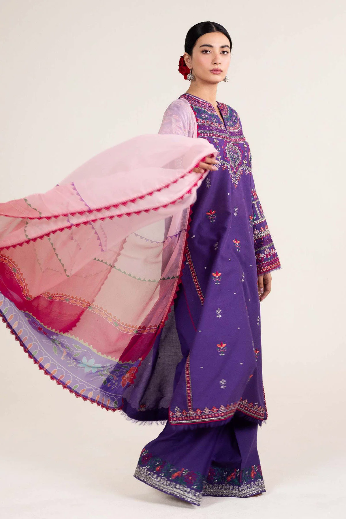 Embroidered Lawn 3pc with Chiffon Dupatta- GA1910