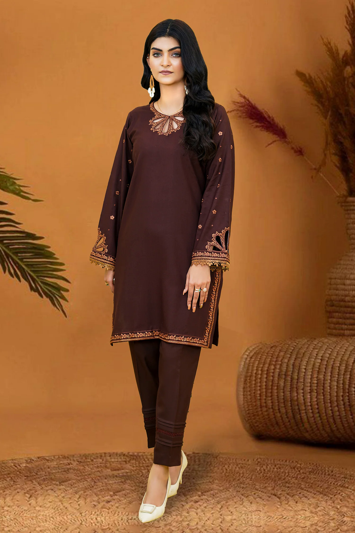 Azita Embroidered Dhanak 2pc- GA1920