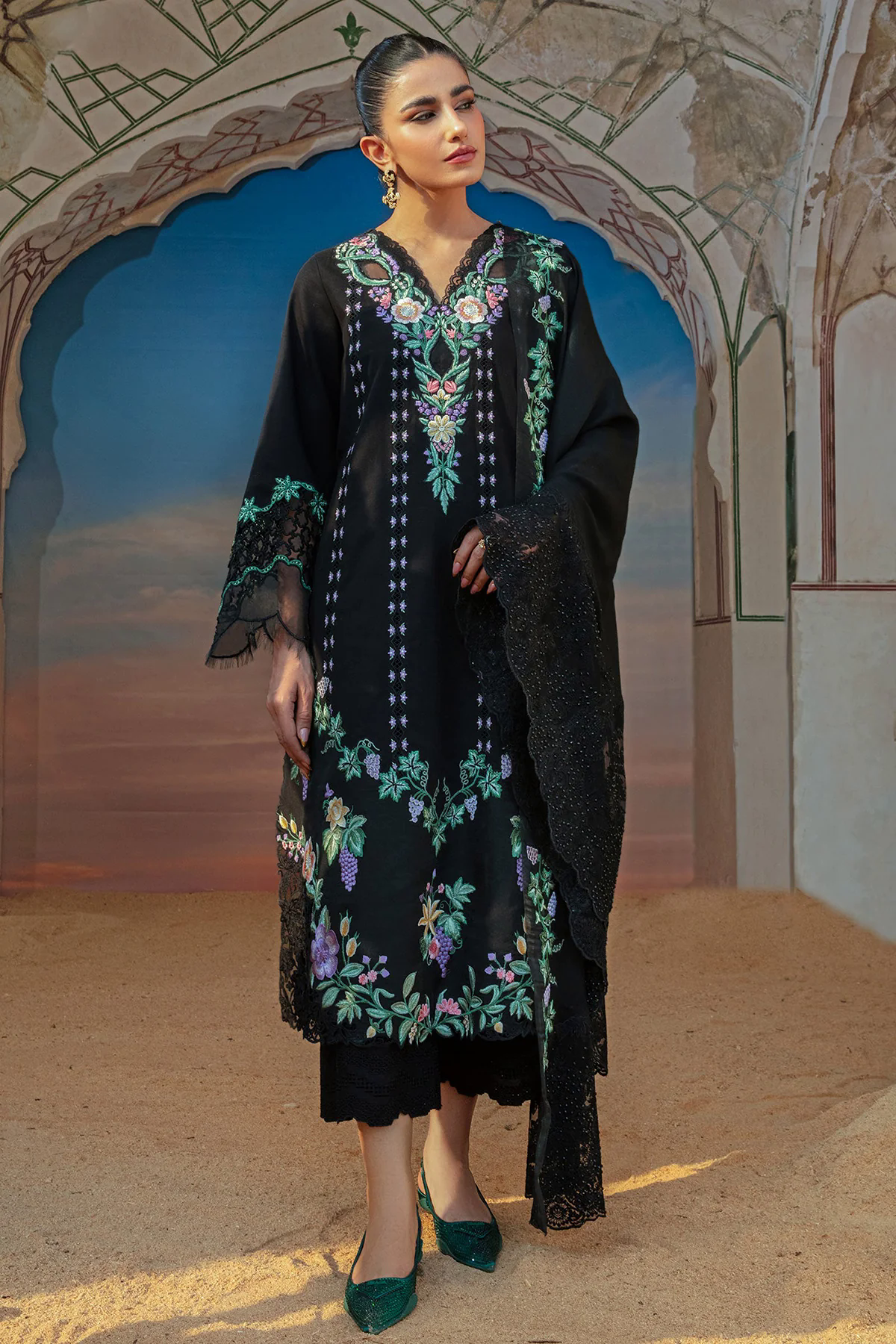 Crimson Luxury 3PC Embroidered Lawn with Embroidered slub net Dupatta- GA1800