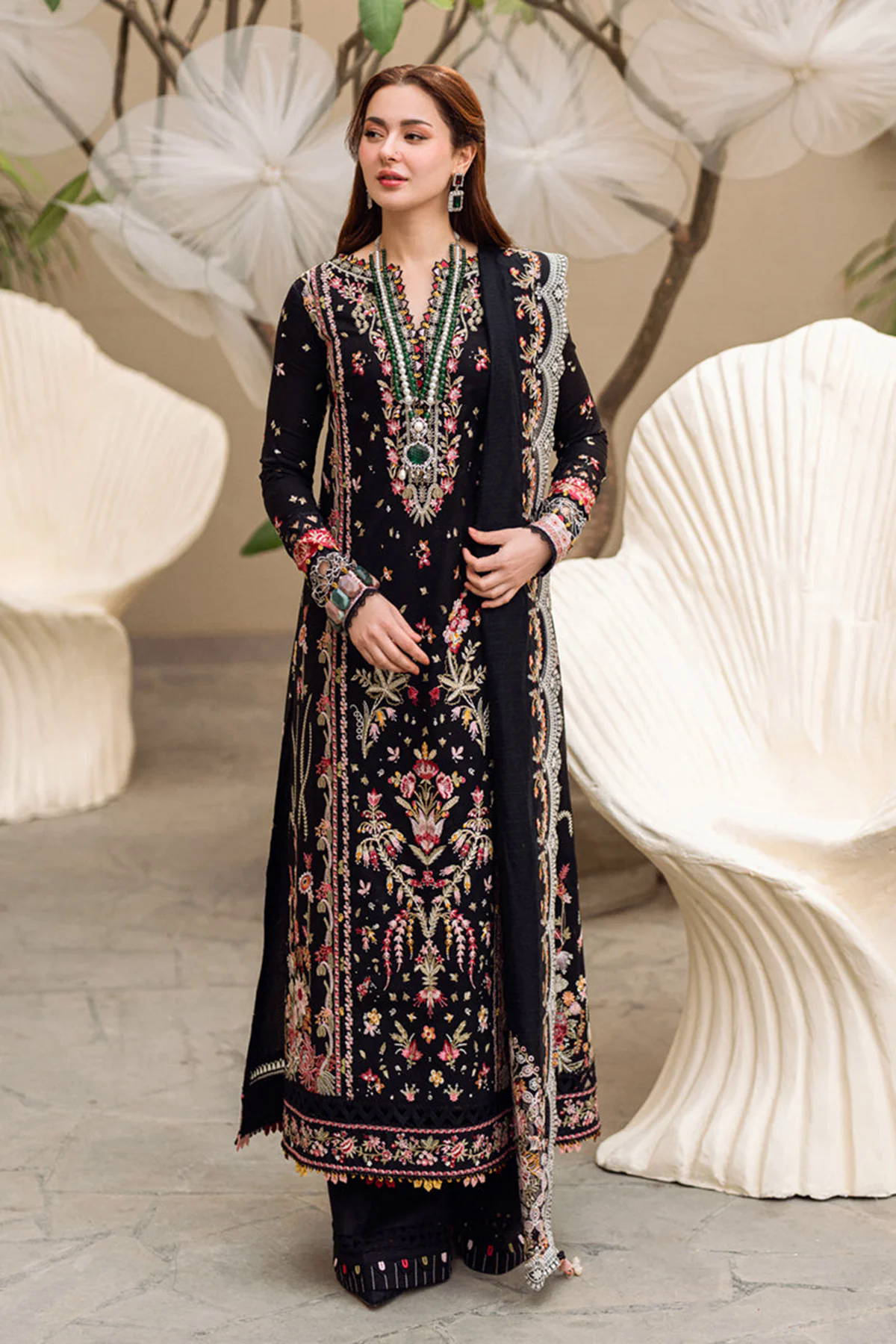 Embroidered Lawn 3pc with Embroidered Slub Net dupatta-GA2013