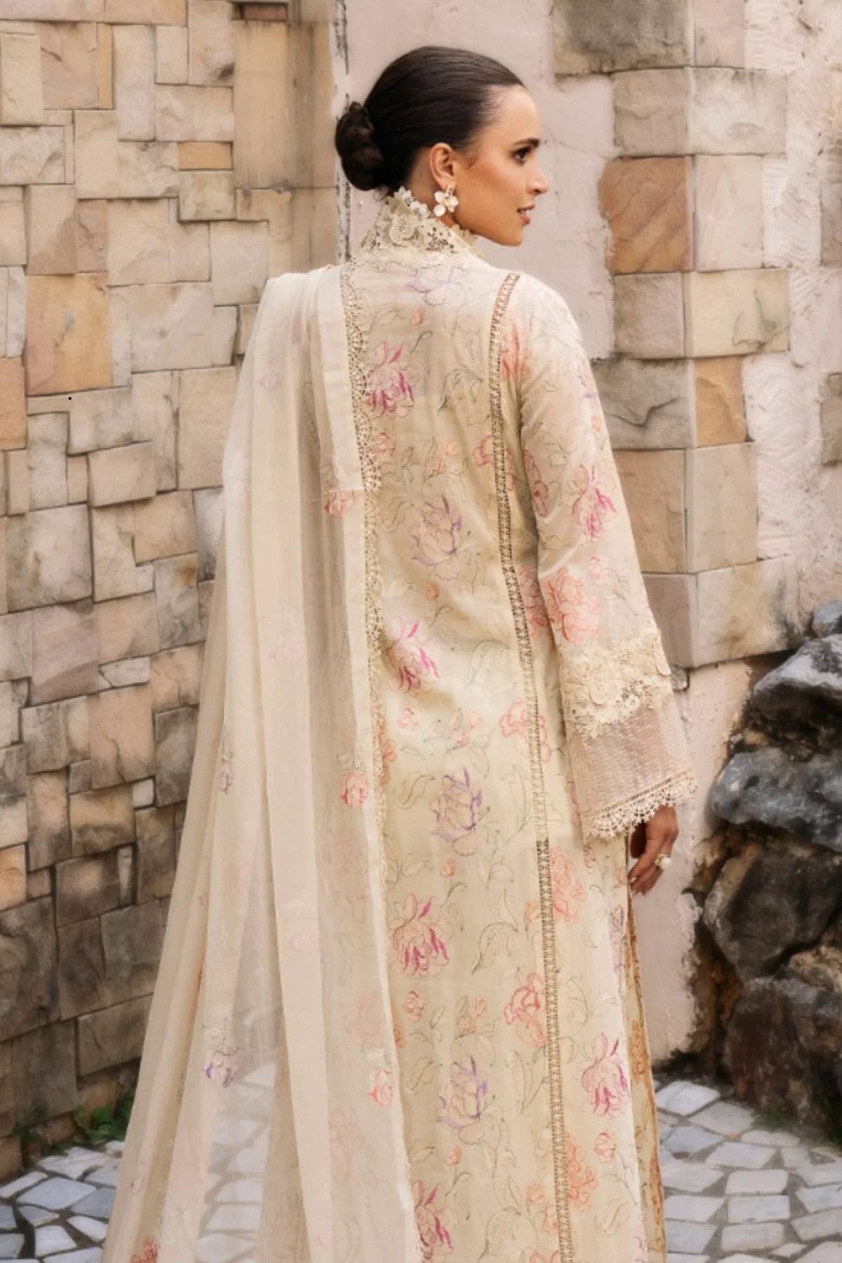 Embroidered Lawn 3pc with Embroidered Chiffon Dupatta- GA2021