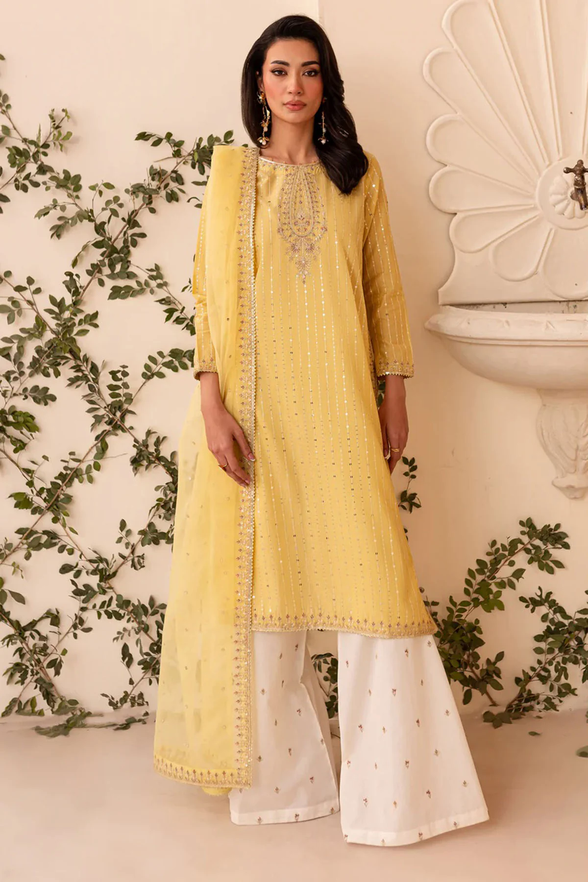 Batik 3PC Lawn Embroidered Shirt with Embroidered Organza Dupatta- GA2039