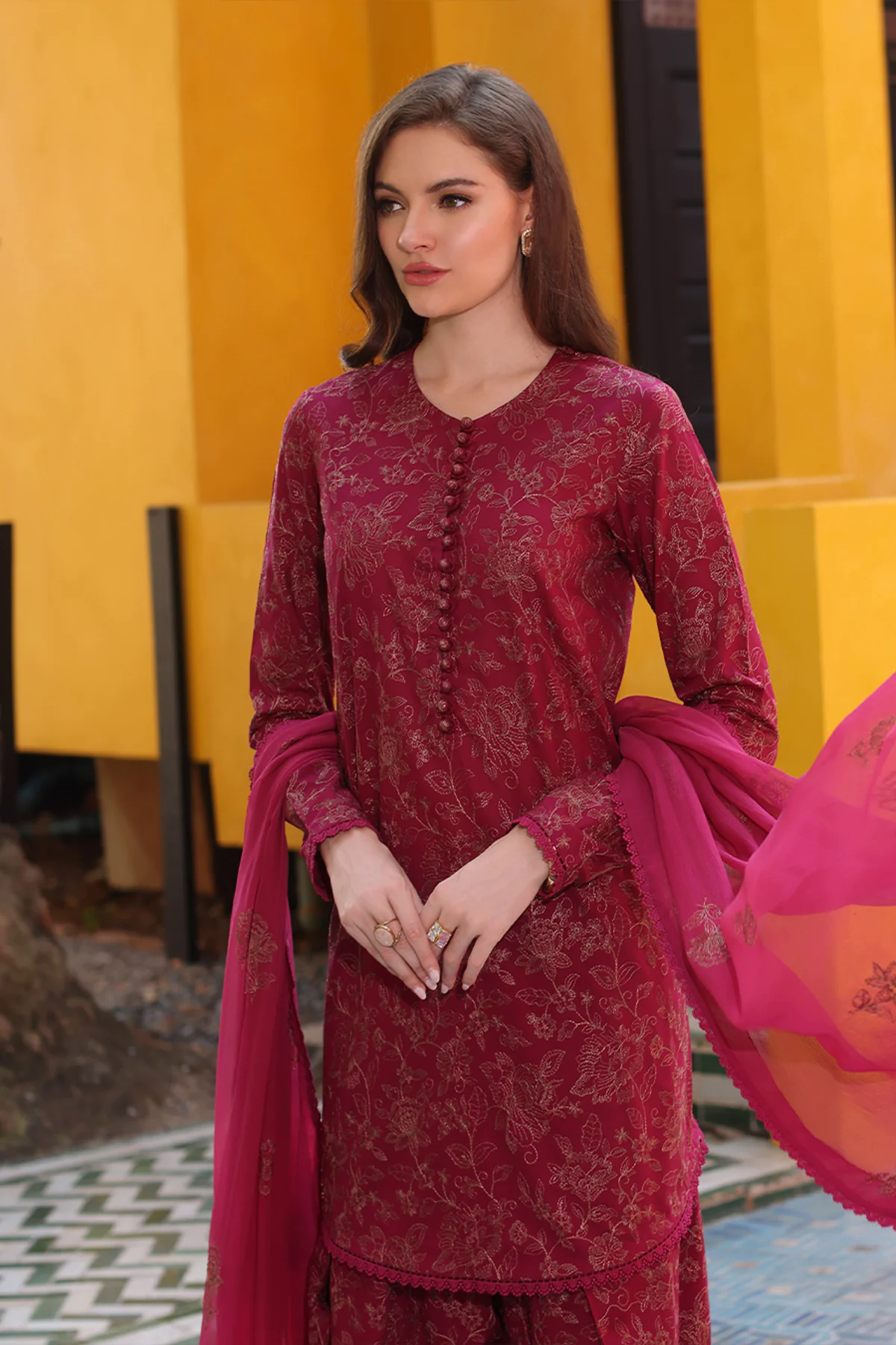 Embroidered Lawn 3pc with Embroidered Crinkle Chiffon Dupatta- GA2035