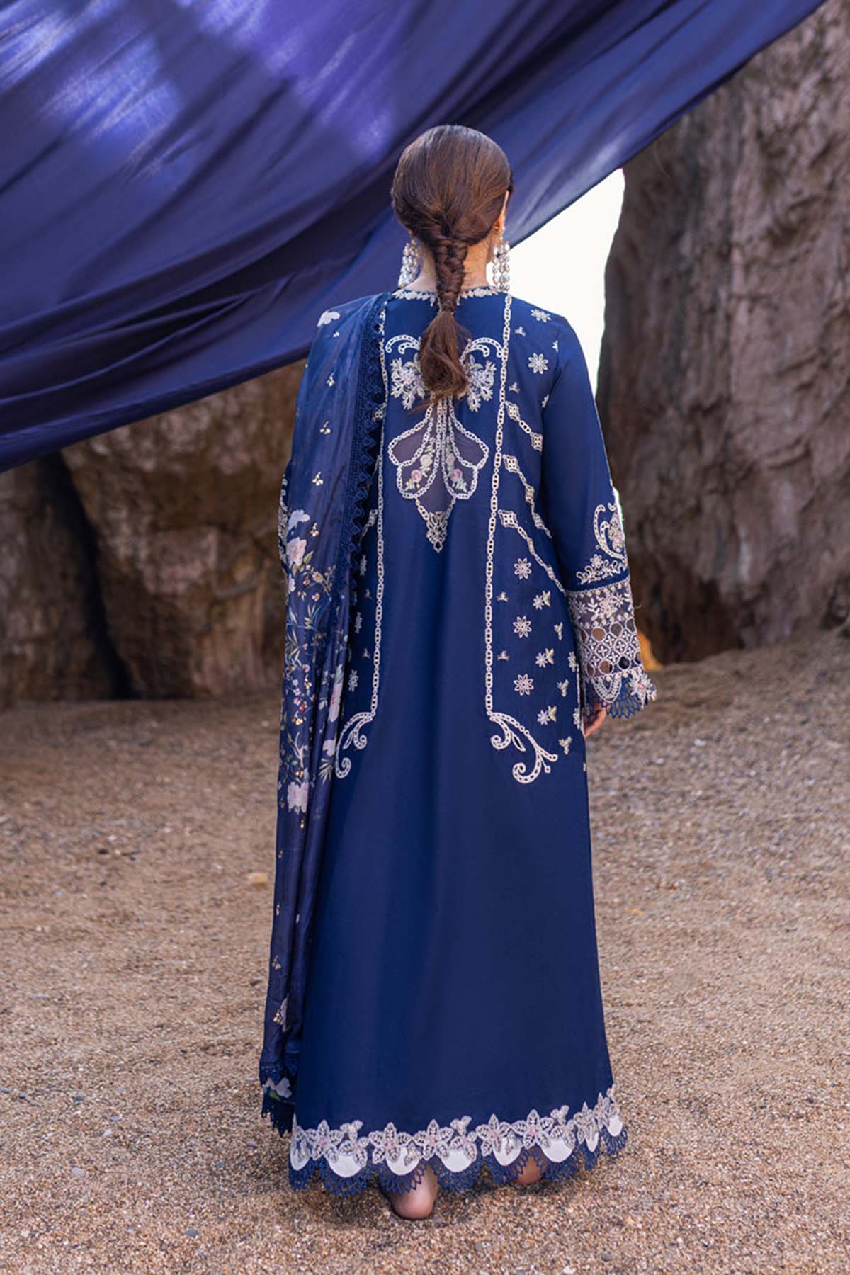 Luxury Embroidered Lawn 3pc with Embroidered Slub Net Dupatta - GA1831 Luxury Embroidered Lawn 3pc with Embroidered Slub Net Dupatta - GA1831