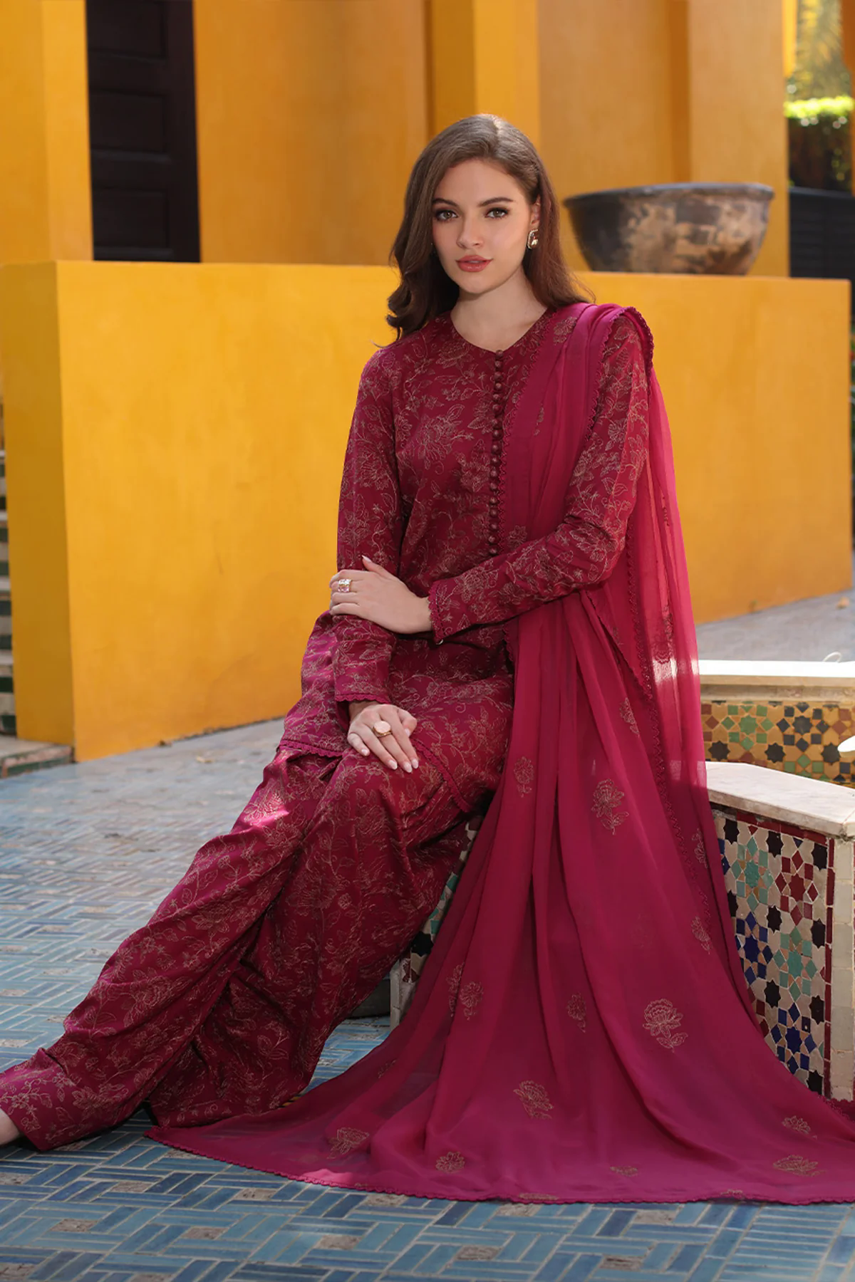 Embroidered Lawn 3pc with Embroidered Crinkle Chiffon Dupatta- GA2035
