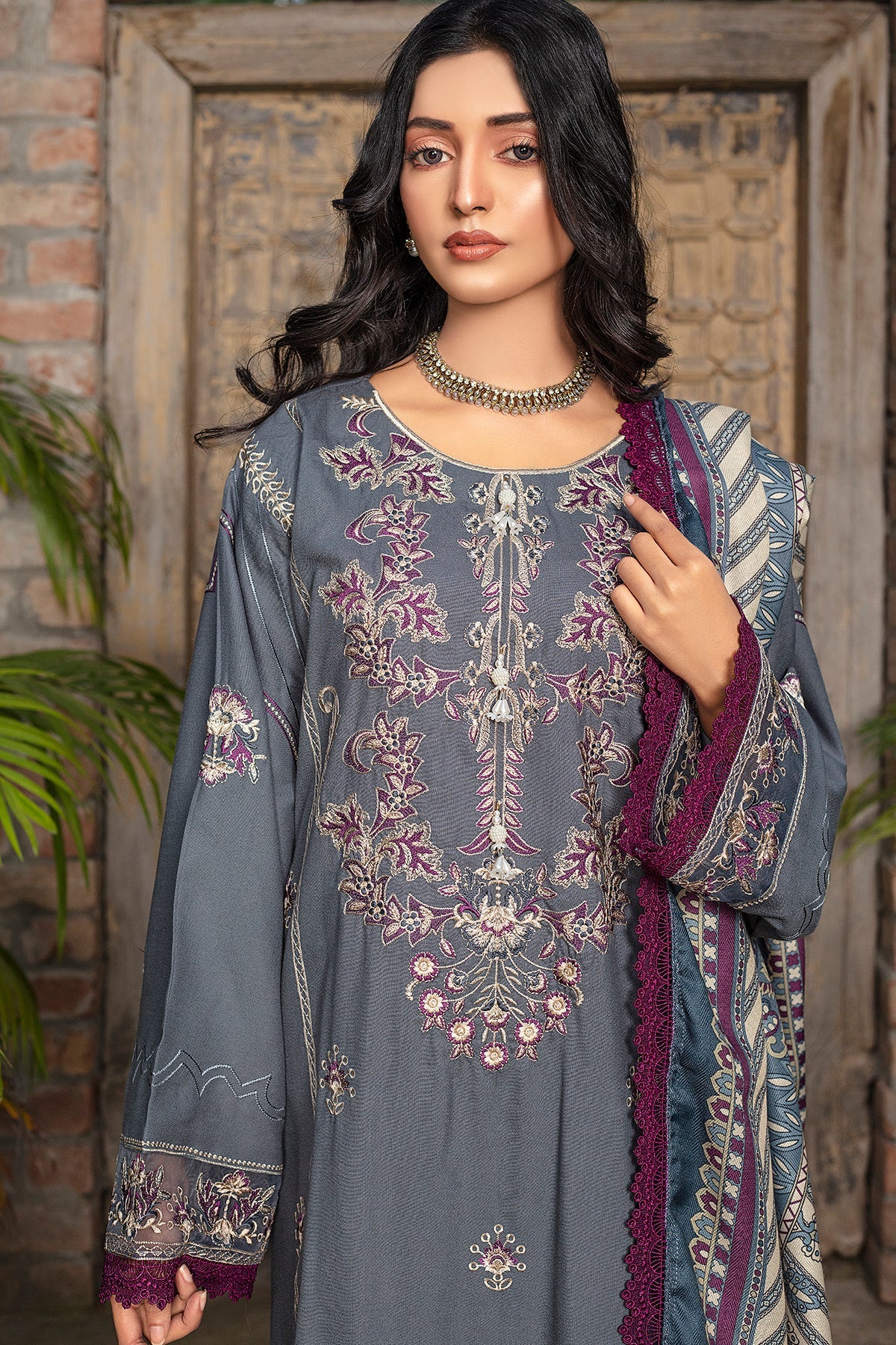 Firooja Luxury Embroidered Dhanak 3pc With Printed Whool Shawal-GA1940