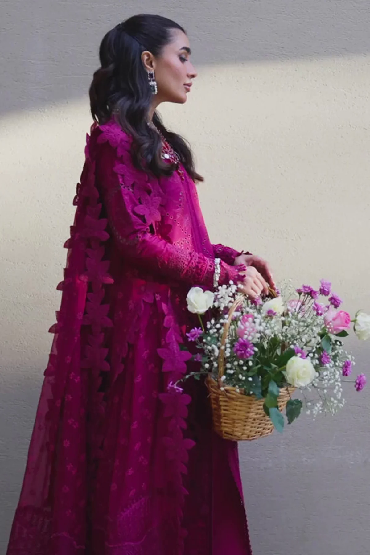 Embroidered Lawn 3pc with Embroidered Slub Net dupatta-GA2022