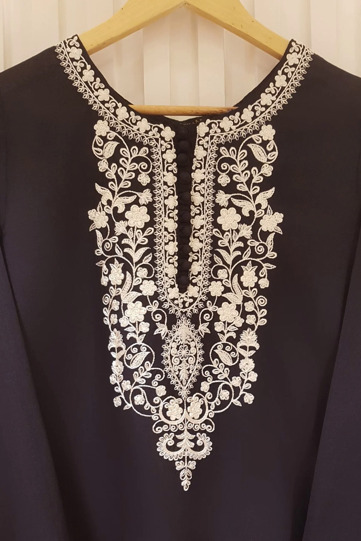 3PC Embroidered Dhanak with Printed Shawl - GA1784 3PC Embroidered Dhanak with Printed Shawl - GA1784