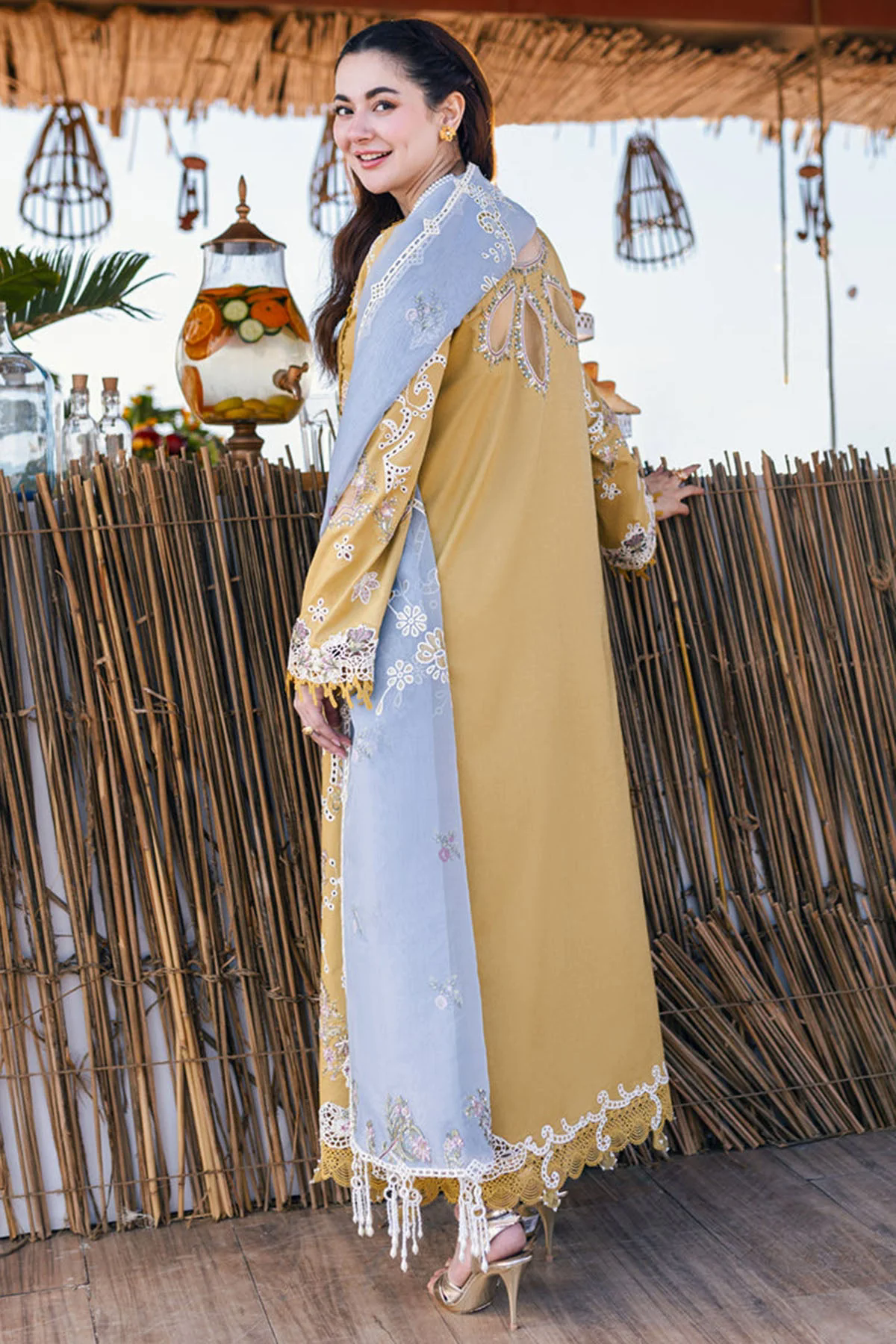 Embroidered Lawn 3pc with Embroidered Slub Net dupatta-GA1894 Embroidered Lawn 3pc with Embroidered Slub Net dupatta-GA1894