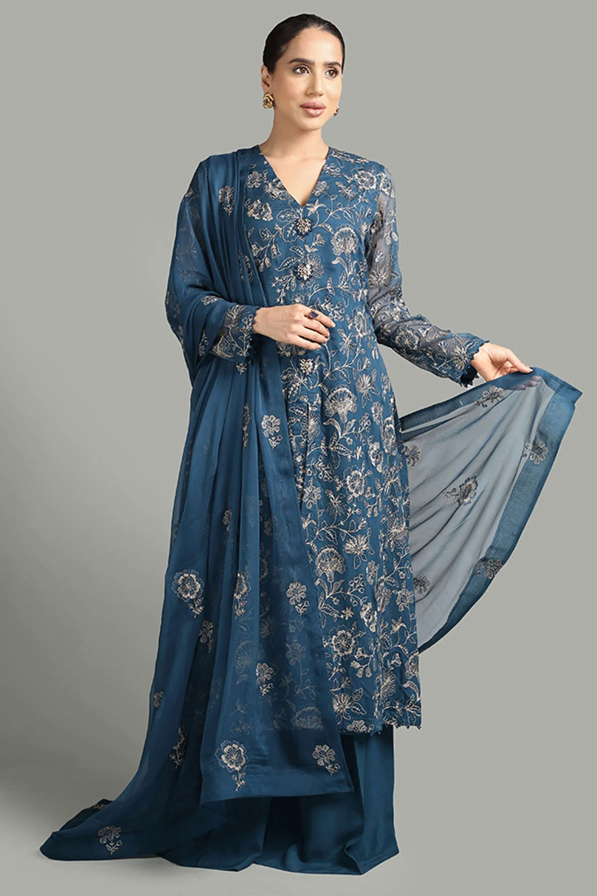 Embroidered Lawn 3pc with Embroidered Chiffon Dupatta- GA1916