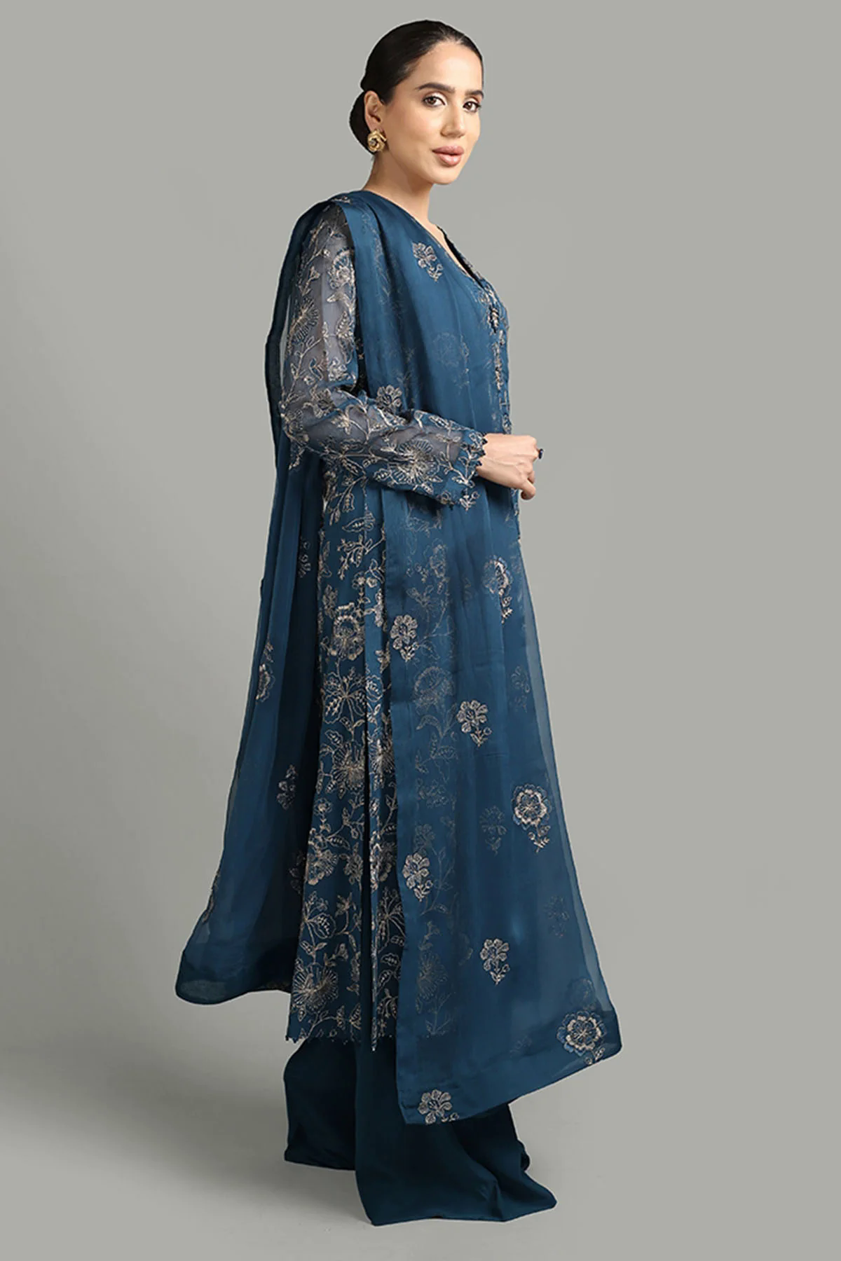 Embroidered Lawn 3pc with Embroidered Chiffon Dupatta- GA1916
