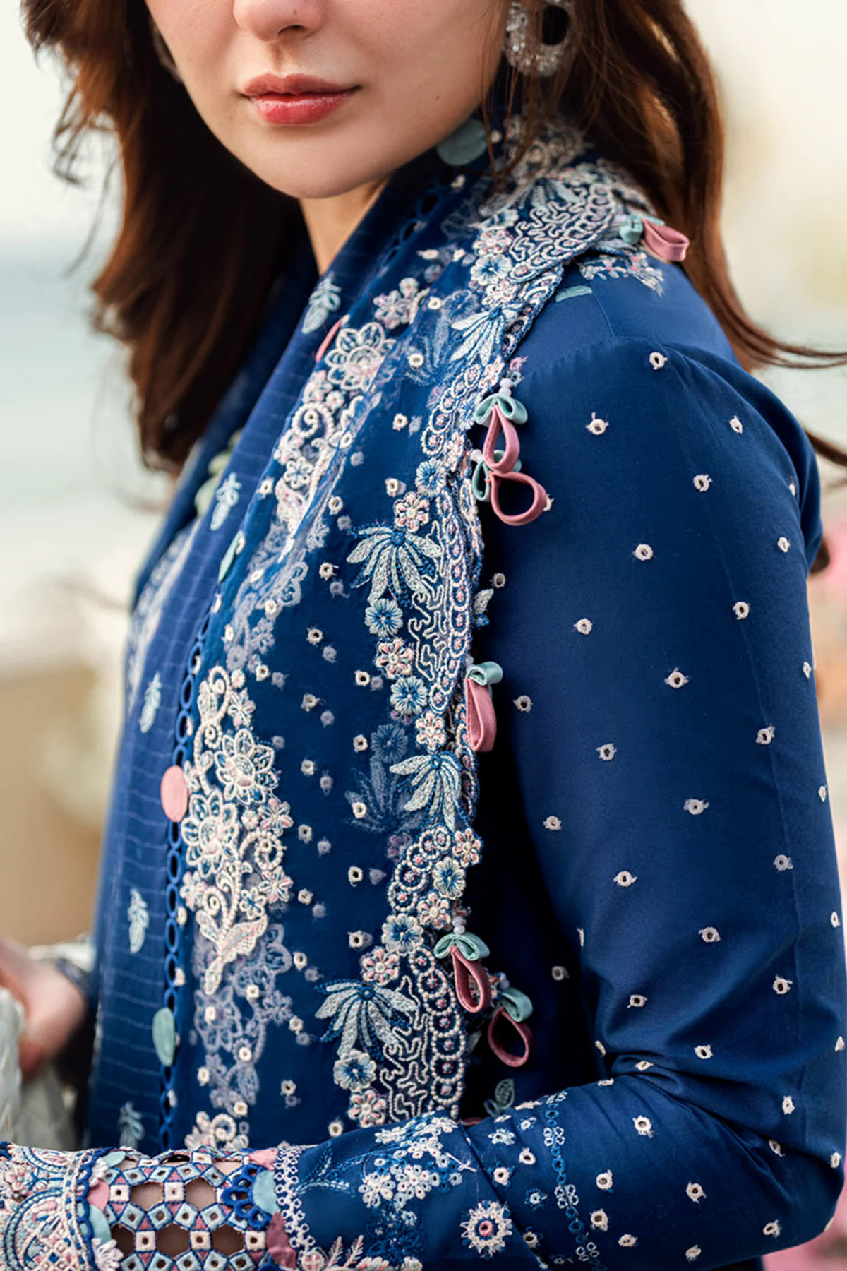 Embroidered Lawn 3pc with Embroidered Slub Net dupatta-GA2016