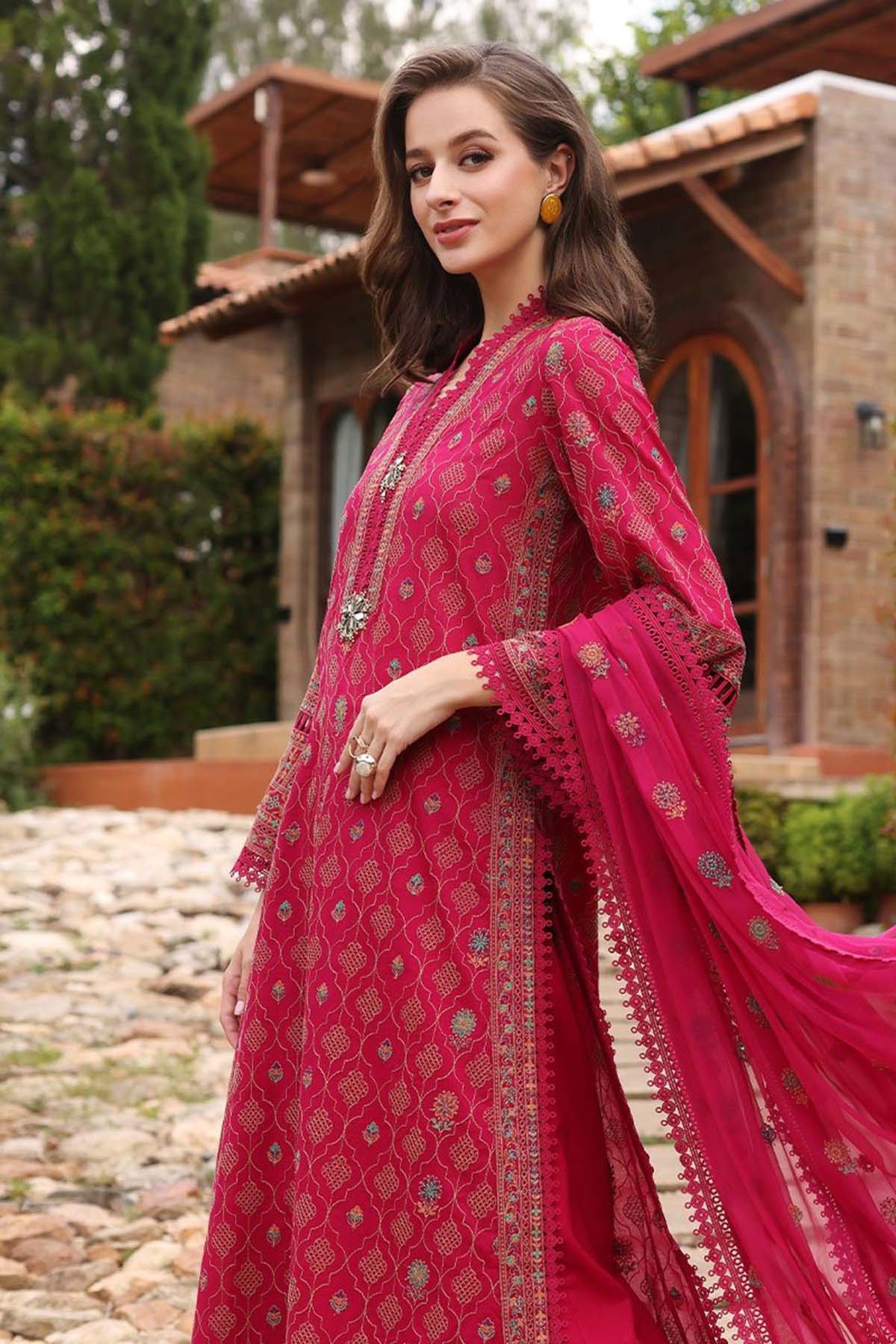 Embroidered Lawn 3pc with Embroidered Crinkle Chiffon Dupatta - GA1832