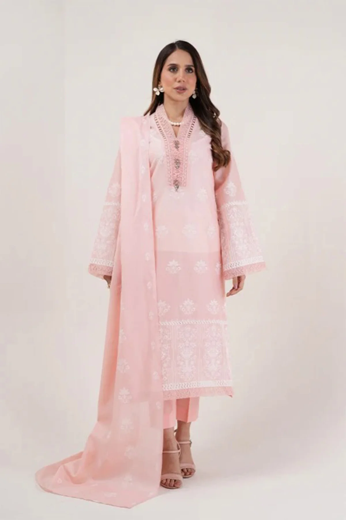 Embroidered Lawn 3pc with Embroidered Chiffon Dupatta- GA1993