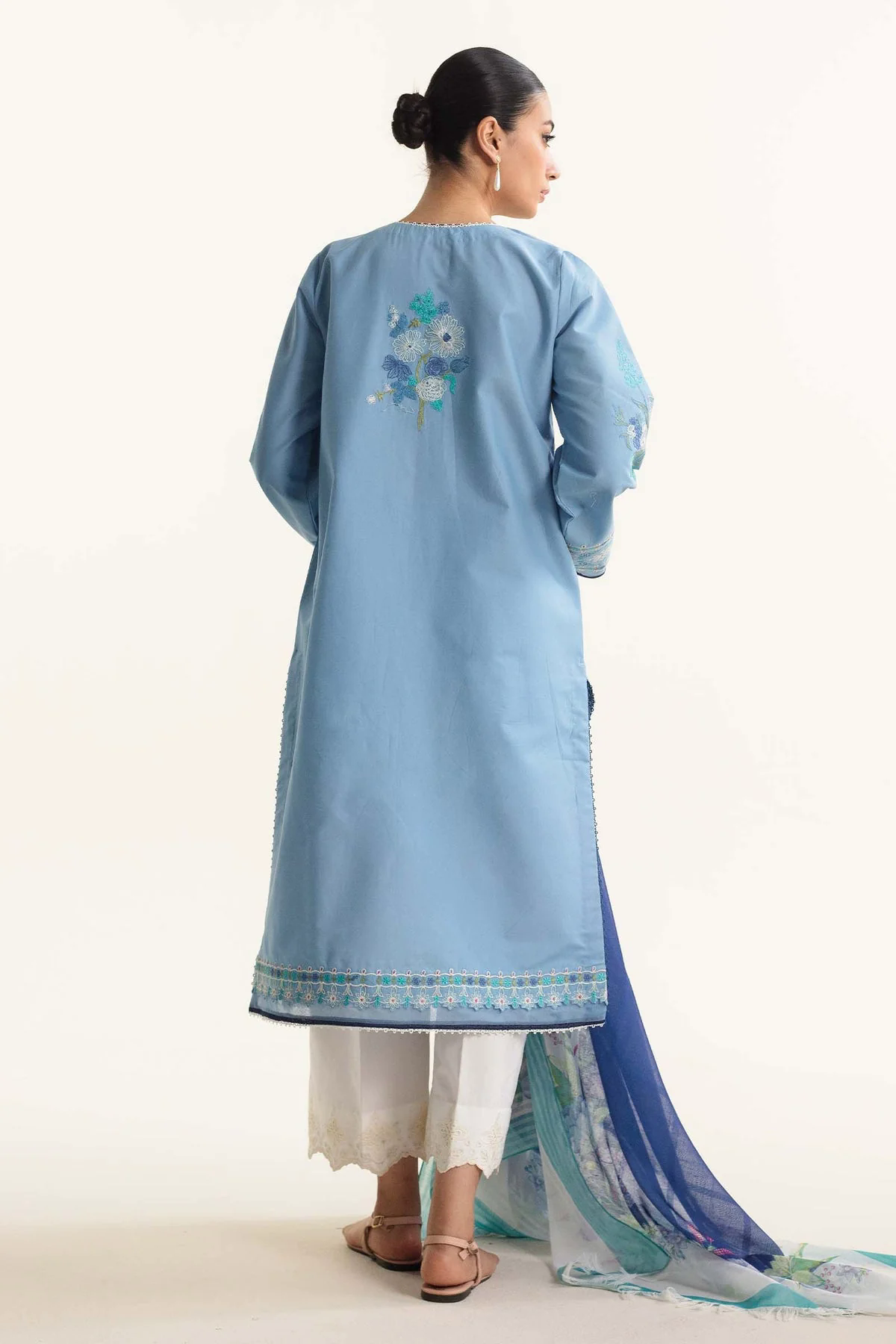 Embroidered Lawn 3pc with Printed Slub Net Dupatta- GA1907