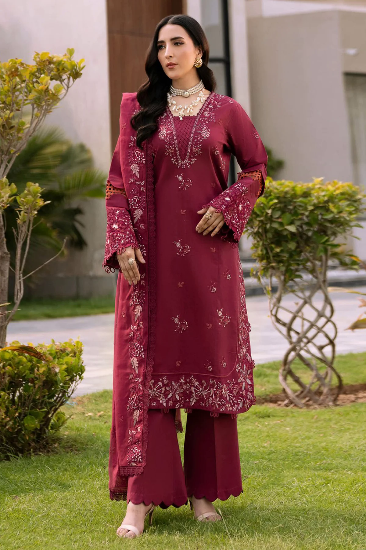 3PC Embroidered Lawn Suit with pure chiffon Dupatta -GA2041
