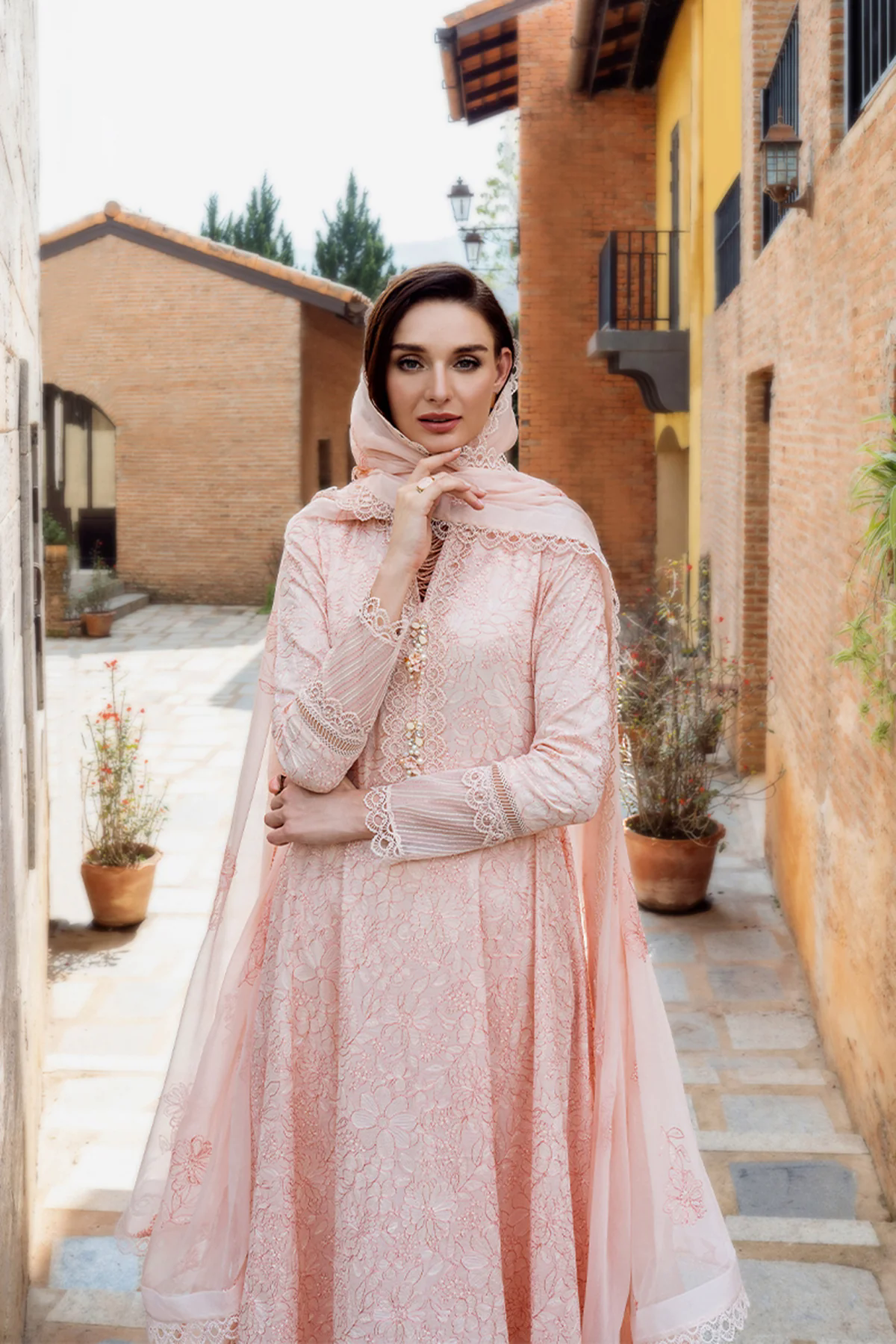 Embroidered Lawn 3pc with Embroidered Crinkle Chiffon Dupatta- GA2031