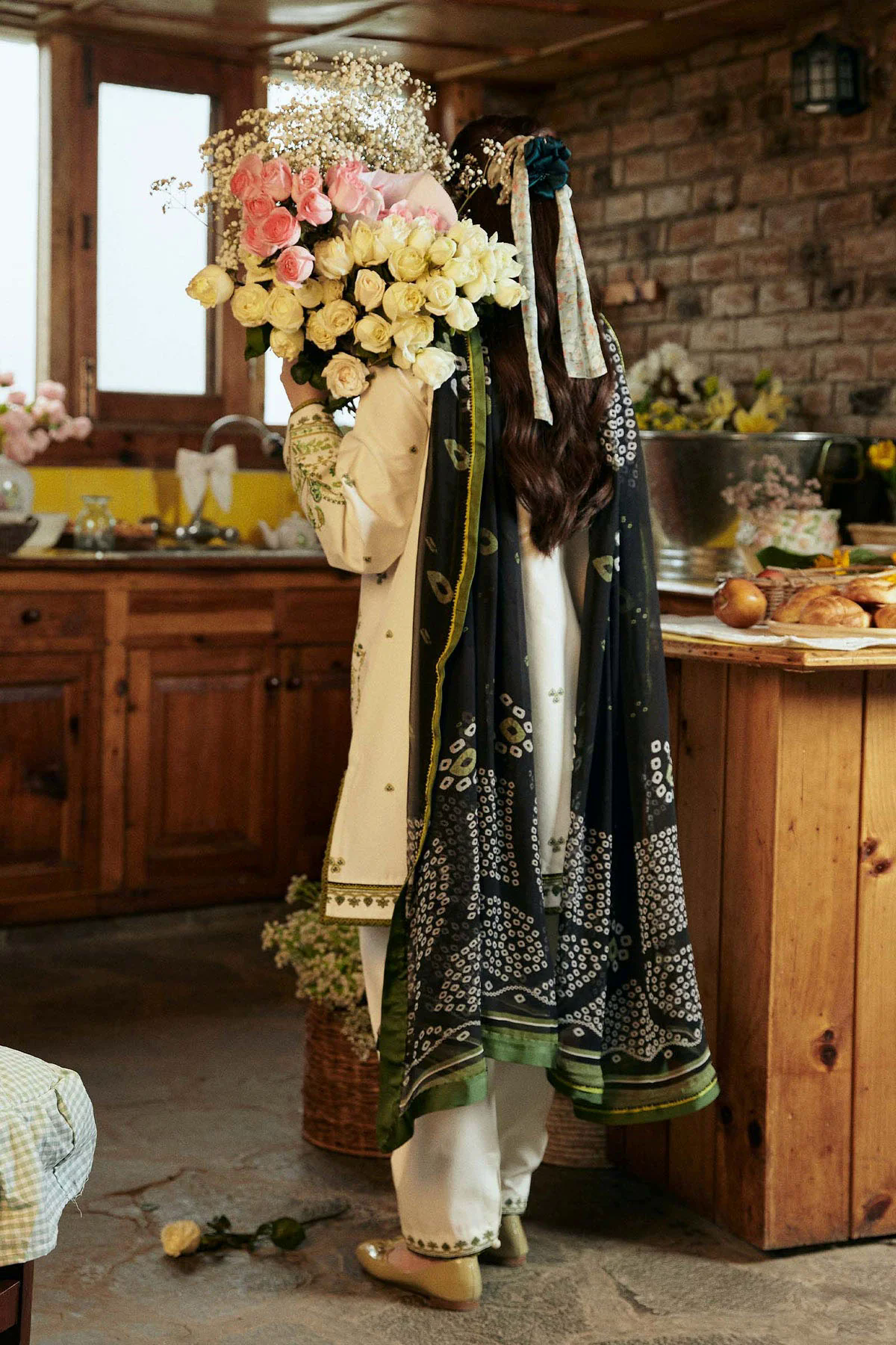 Embroidered Lawn 3pc with Printed Slub Net Dupatta- GA1901