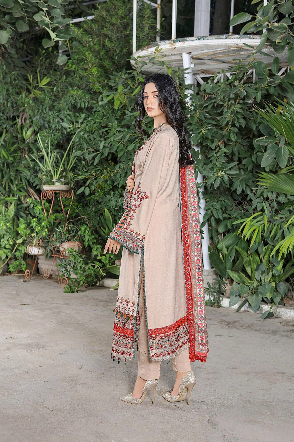 Dilaara Luxury Embroidered Dhanak 3pc With Printed Whool Shawal-GA1944 Dilaara Luxury Embroidered Dhanak 3pc With Printed Whool Shawal-GA1944