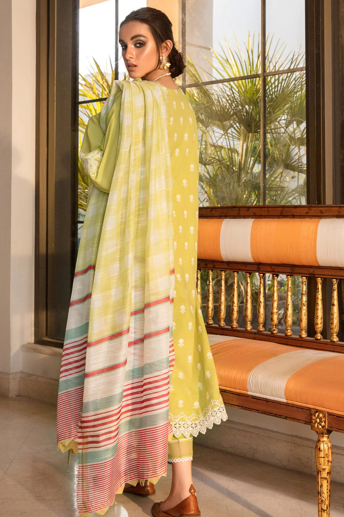 Crimson Heavy Embroidered 3pc with Slub net Printed Dupata -Ga1632