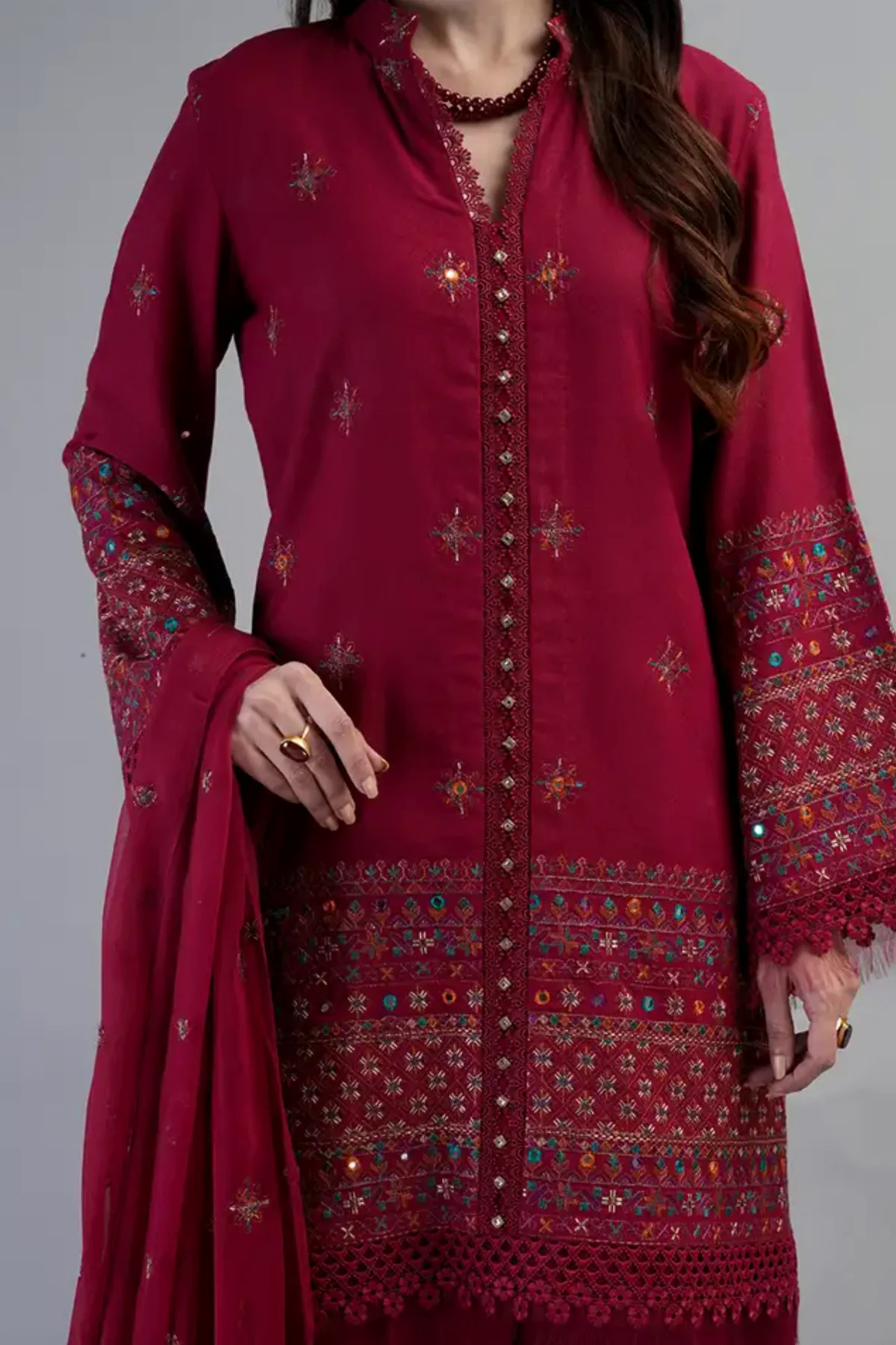 Embroidered Lawn 3pc with Embroidered Crinkle Chiffon Dupatta- GA2025