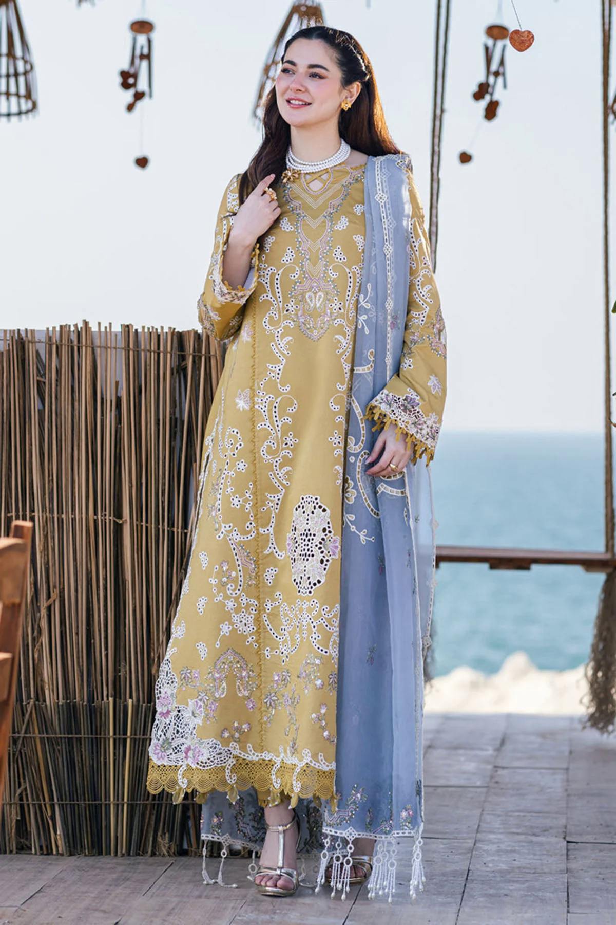Embroidered Lawn 3pc with Embroidered Slub Net dupatta-GA1894 Embroidered Lawn 3pc with Embroidered Slub Net dupatta-GA1894