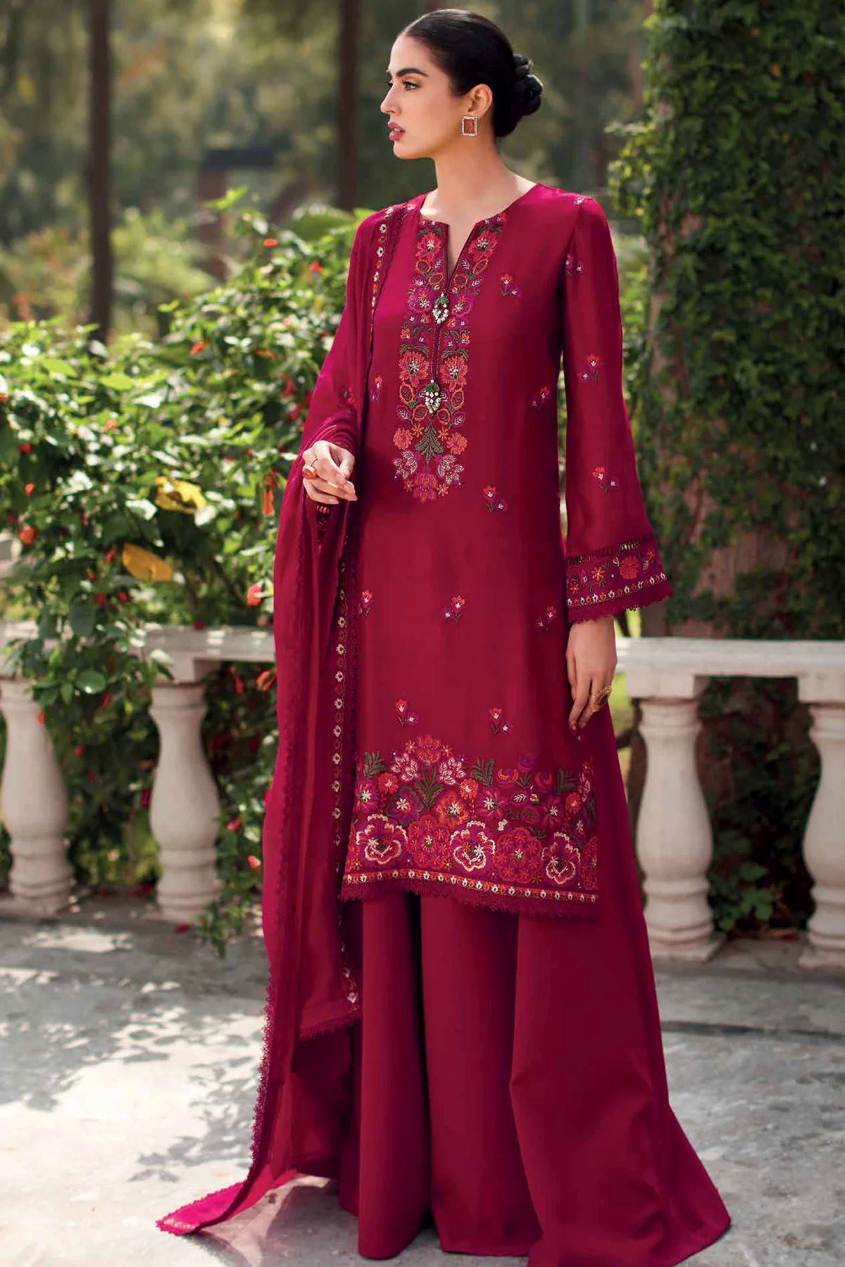 3PC Embroidered Lawn Suit with pure chiffon Dupatta -GA2040