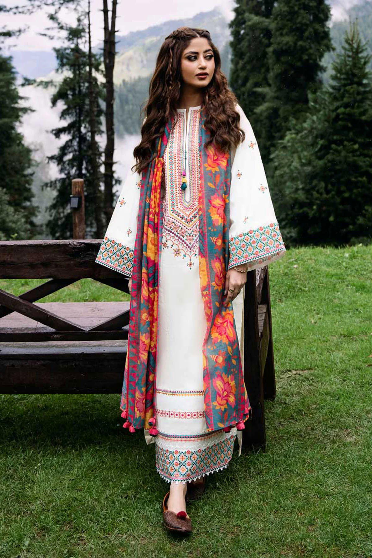 Sapphire White Embroidered Lawn 3pc with Bamber Chiffon Dupatta- GA2011